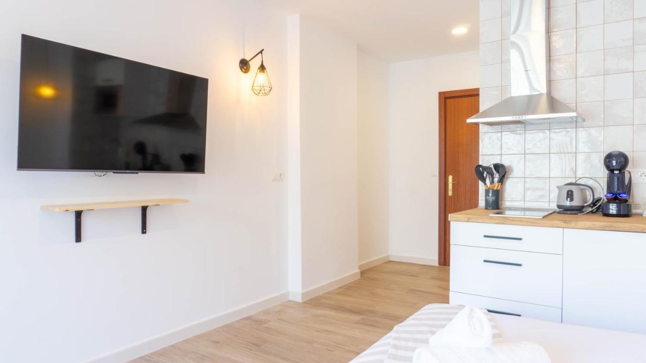 טורמולינוס Apartment Carihuela Beach Malaga מראה חיצוני תמונה
