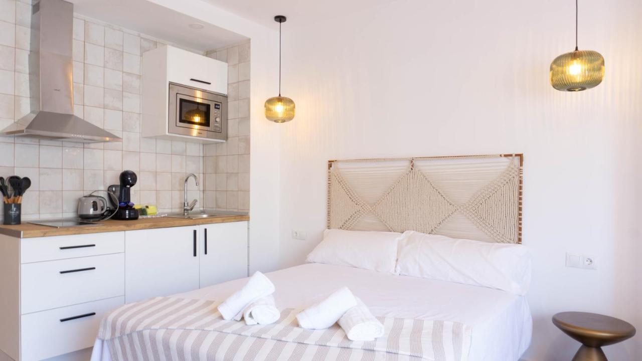 טורמולינוס Apartment Carihuela Beach Malaga מראה חיצוני תמונה