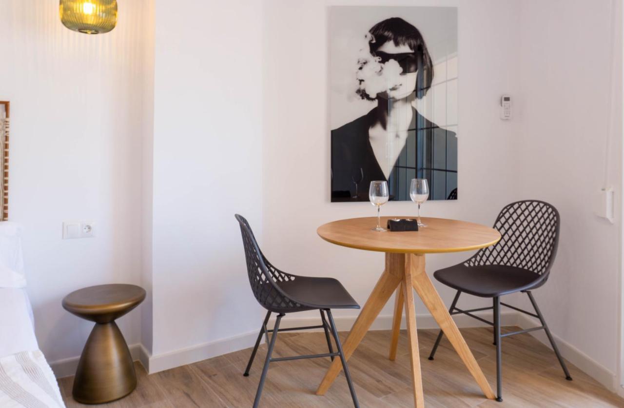 טורמולינוס Apartment Carihuela Beach Malaga מראה חיצוני תמונה