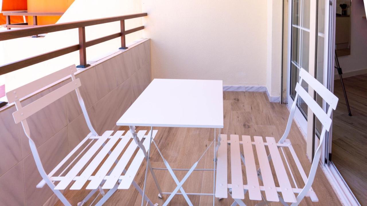 טורמולינוס Apartment Carihuela Beach Malaga מראה חיצוני תמונה